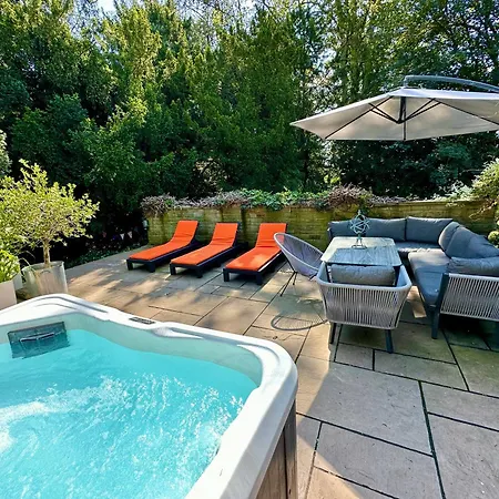 Stunning Countryside Home With Hot Tub - Sleeps 8 Thurgarton  Exterior photo