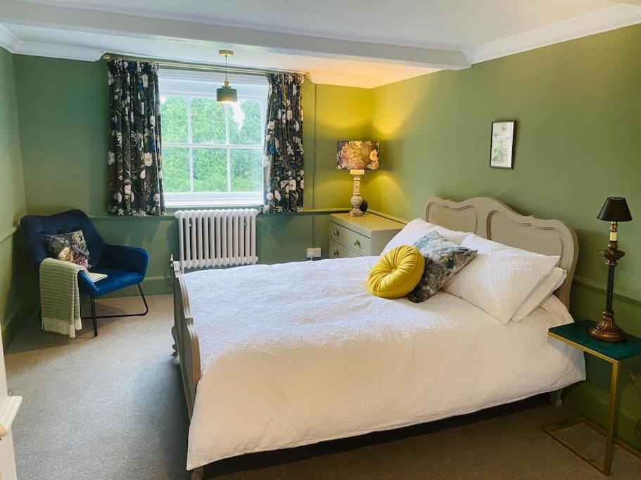 Holiday home Stunning Countryside With Hot Tub - Sleeps 8